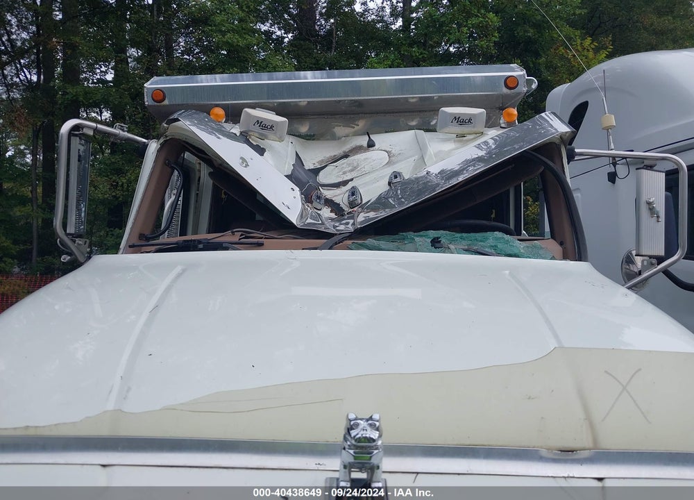 2015 MACK GU713 GU700 VIN: 1M2AX07C2FM022269