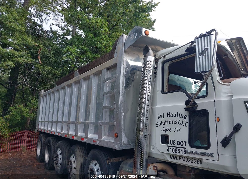 2015 MACK GU713 GU700 VIN: 1M2AX07C2FM022269