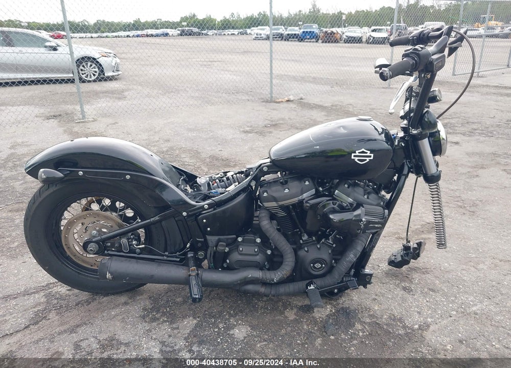 2020 HARLEY-DAVIDSON FXBB VIN: 1HD1YJJ18LB029828