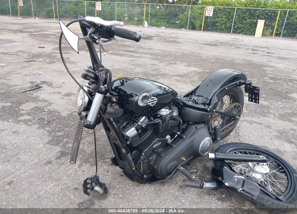 2020 HARLEY-DAVIDSON FXBB VIN: 1HD1YJJ18LB029828
