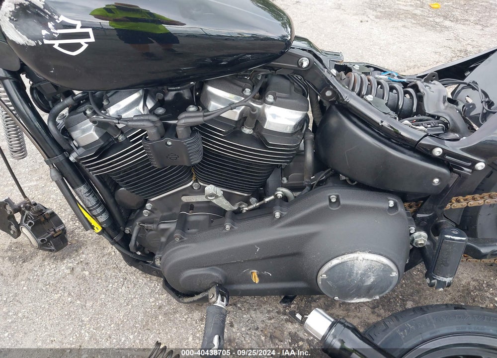 2020 HARLEY-DAVIDSON FXBB VIN: 1HD1YJJ18LB029828