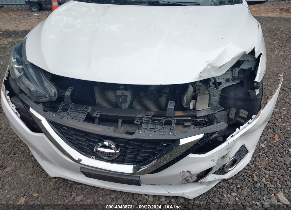 2018 NISSAN SENTRA SL VIN: 3N1AB7AP0JY219215