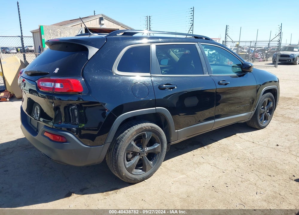 2018 JEEP CHEROKEE LATITUDE FWD VIN: 1C4PJLCB4JD568448