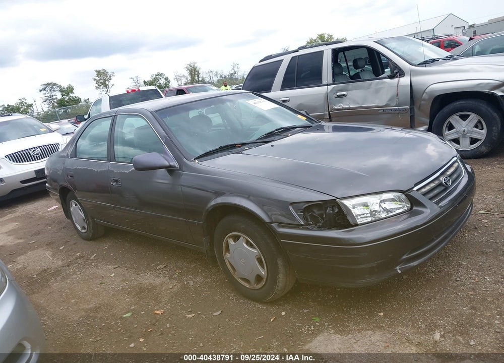 2000 TOYOTA CAMRY CE VIN: 4T1BG22KXYU931832