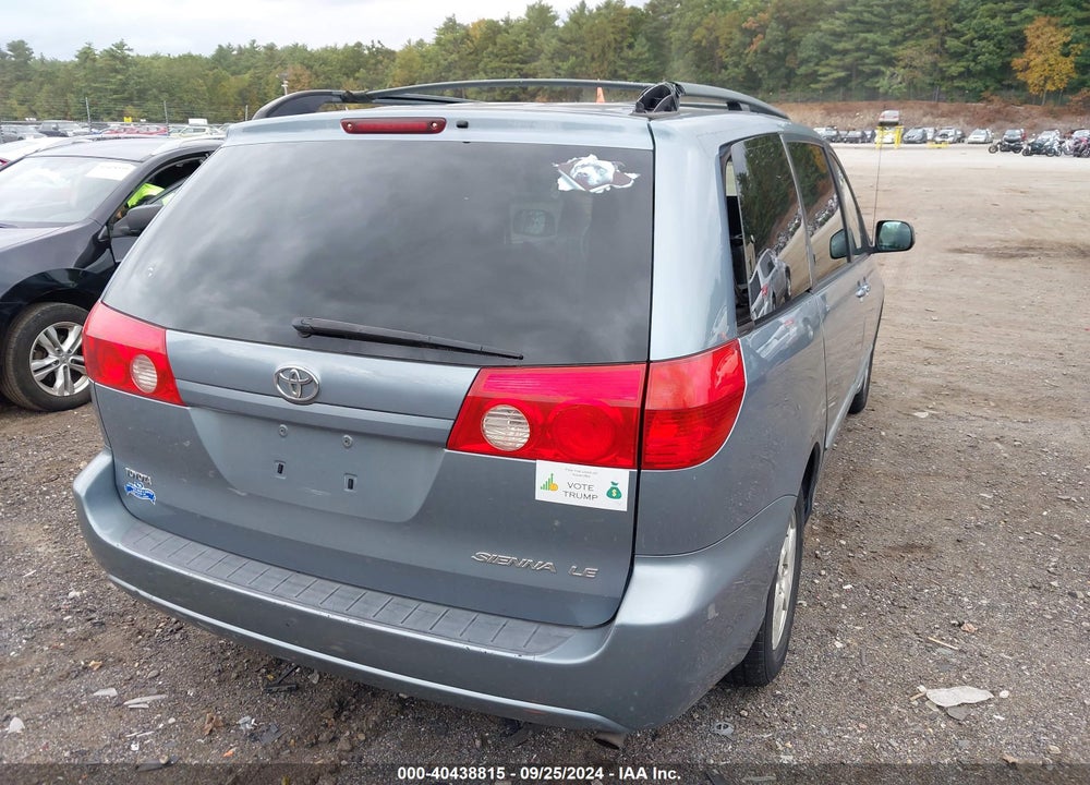 2004 TOYOTA SIENNA LE VIN: 5TDZA23C44S093484