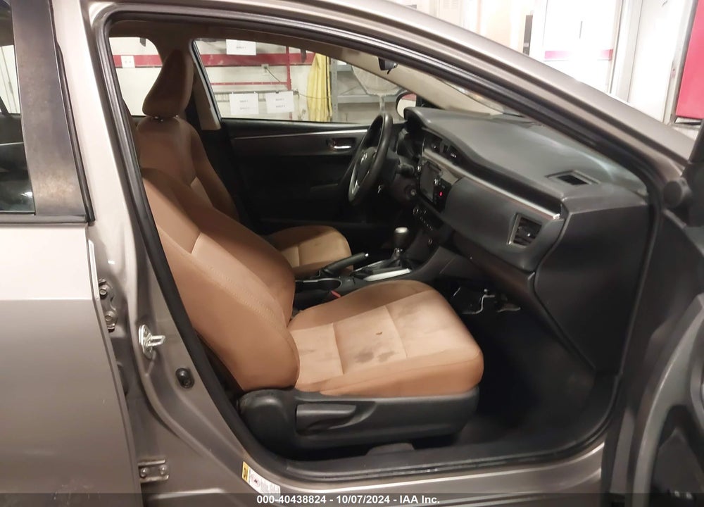 2016 TOYOTA COROLLA LE VIN: 2T1BURHE8GC500103