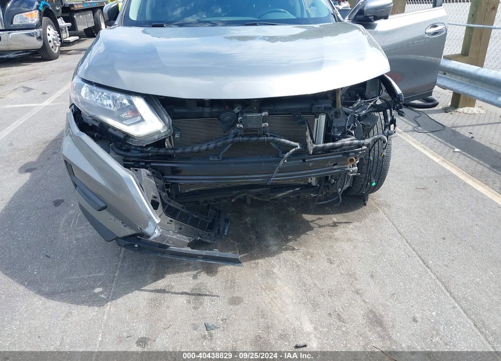 2019 NISSAN ROGUE SV VIN: JN8AT2MV7KW395795