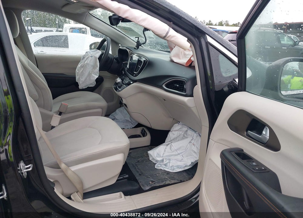 2017 CHRYSLER PACIFICA TOURING VIN: 2C4RC1DG1HR501511