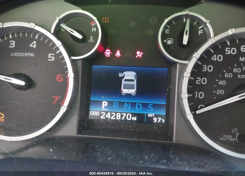 2015 TOYOTA TUNDRA PLATINUM 5.7L V8 VIN: 5TFAW5F1XFX458791