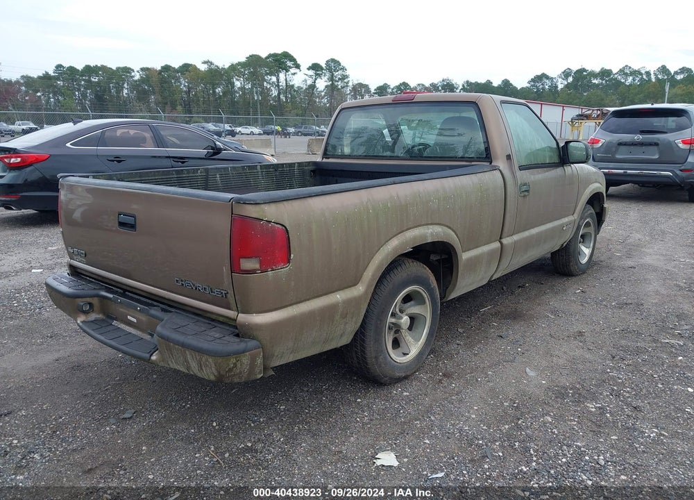 2003 CHEVROLET S-10 LS VIN: 1GCCS14HX38134386