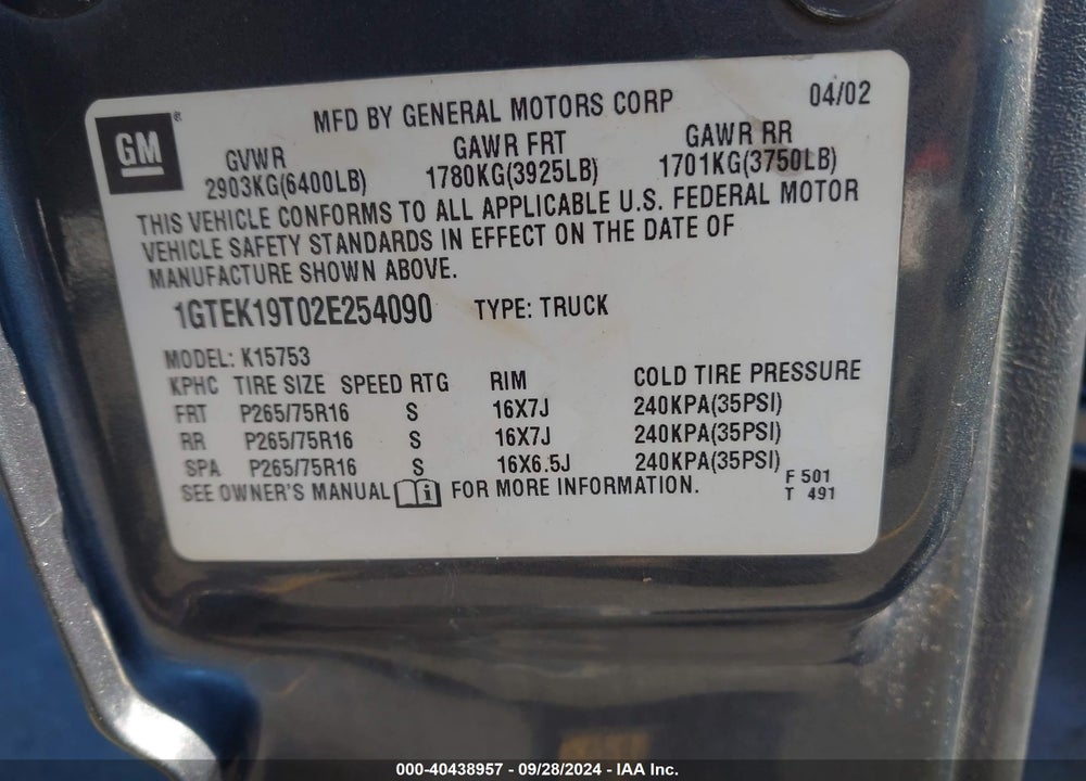 2002 GMC SIERRA 1500 SLE VIN: 1GTEK19T02E254090