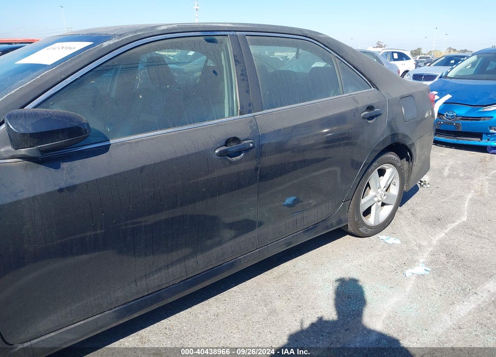 2012 TOYOTA CAMRY SE VIN: 4T1BF1FK4CU066033