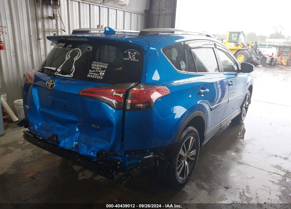 2018 TOYOTA RAV4 XLE VIN: JTMWFREV6JJ189430