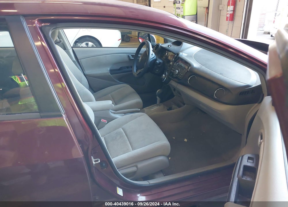 2011 HONDA INSIGHT EX VIN: JHMZE2H73BS011134