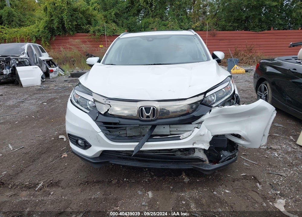 2022 HONDA HR-V VIN: 3CZRU6H58NM705884
