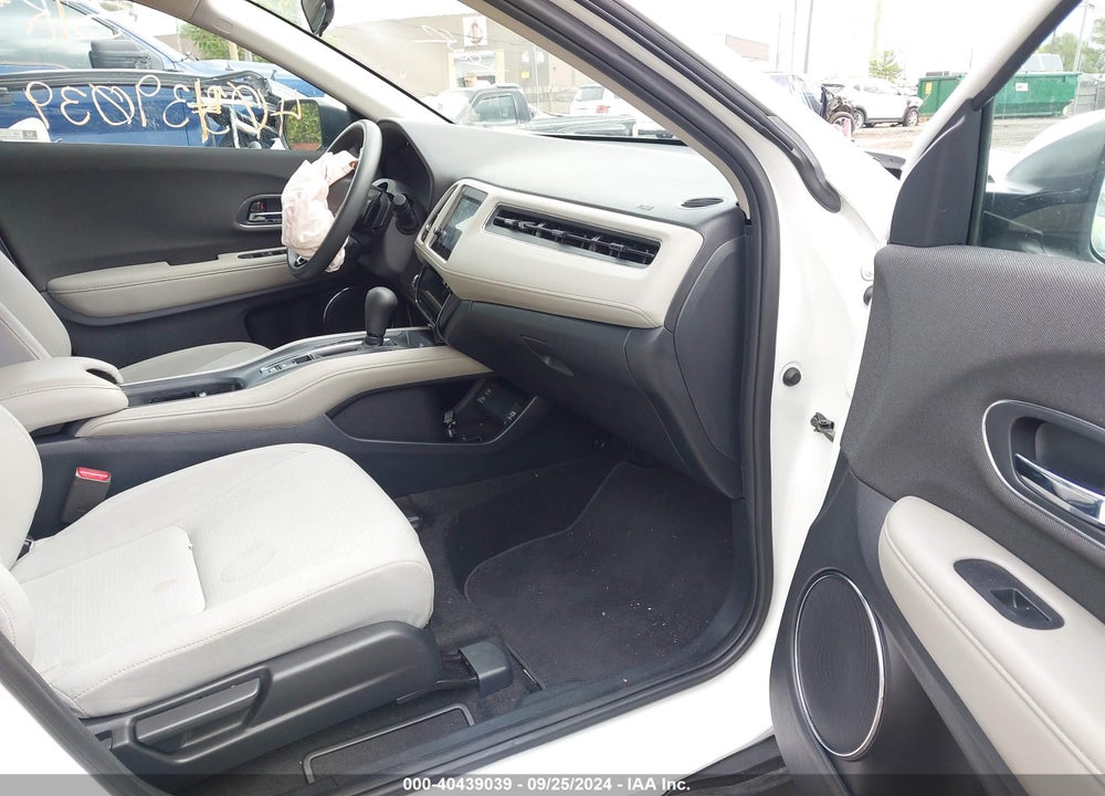 2022 HONDA HR-V VIN: 3CZRU6H58NM705884