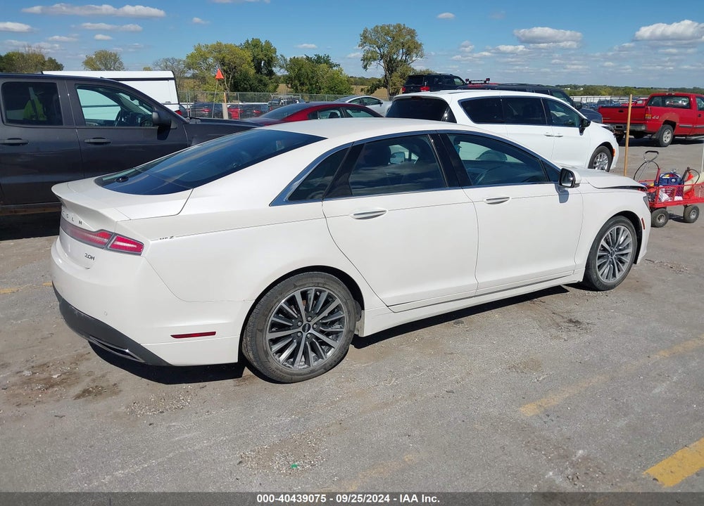 2017 LINCOLN MKZ HYBRID PREMIERE VIN: 3LN6L5KU1HR638831