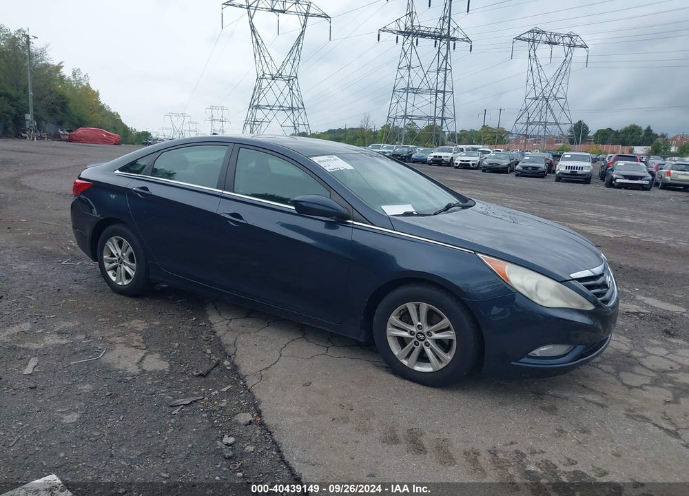 2013 HYUNDAI SONATA GLS VIN: 5NPEB4AC9DH750537