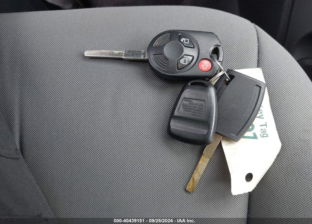 2016 FORD ESCAPE SE VIN: 1FMCU9G92GUB96094