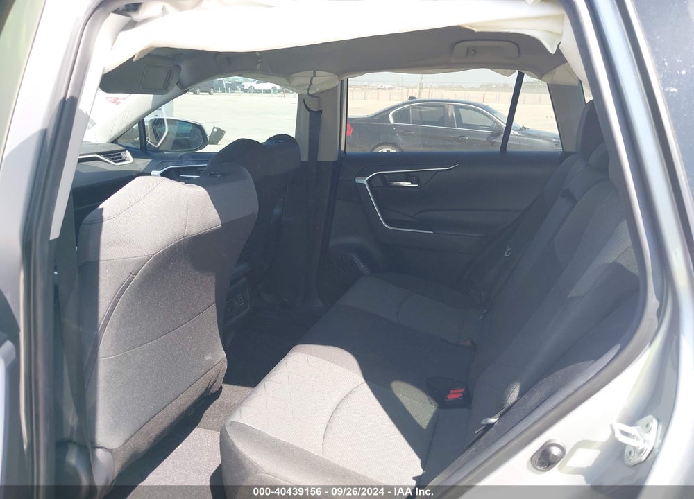 2021 TOYOTA RAV4 XLE VIN: 2T3W1RFVXMW121196