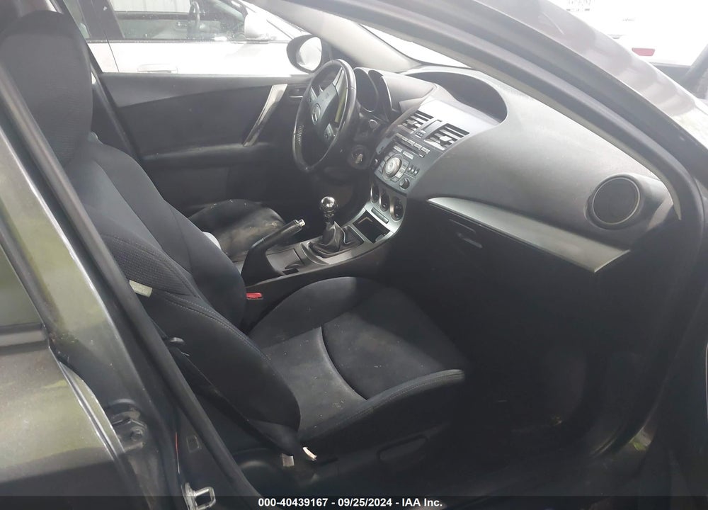 2010 MAZDA 3 S SPORT VIN: JM1BL1H57A1141245