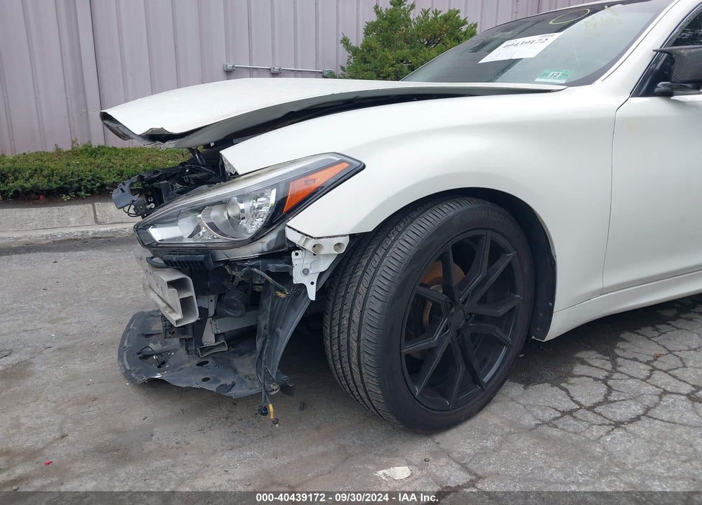 2016 INFINITI Q70 3.7 VIN: JN1BY1AP0GM220747