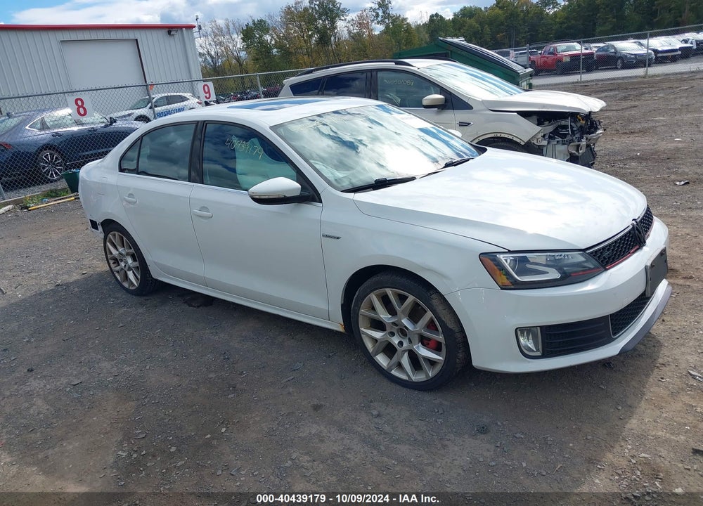 2014 VOLKSWAGEN JETTA GLI EDITION 30 W/NAV VIN: 3VW4T7AJ1EM304738