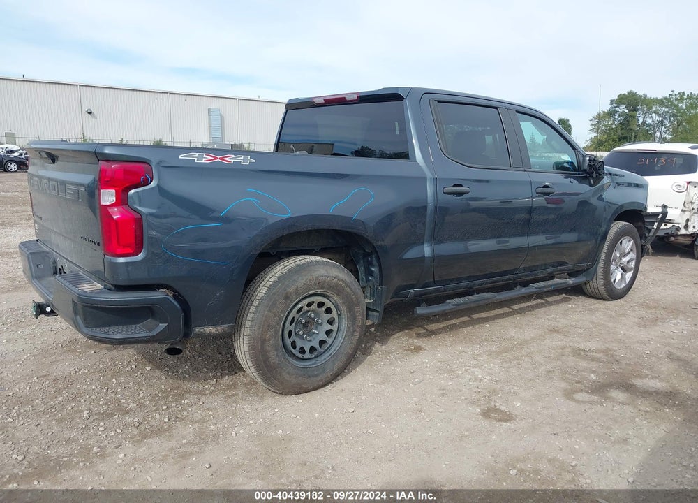 2021 CHEVROLET SILVERADO 1500 4WD SHORT BED CUSTOM VIN: 3GCPYBEK0MG169529