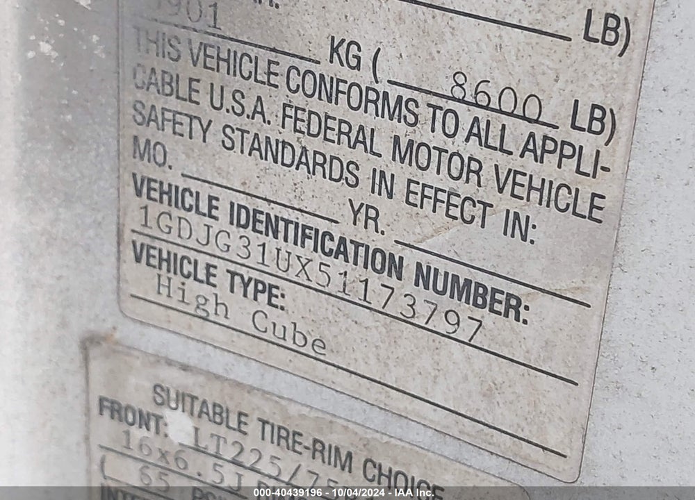 2005 GMC SAVANA CUTAWAY STANDARD W/C7L/C7N VIN: 1GDJG31UX51173797