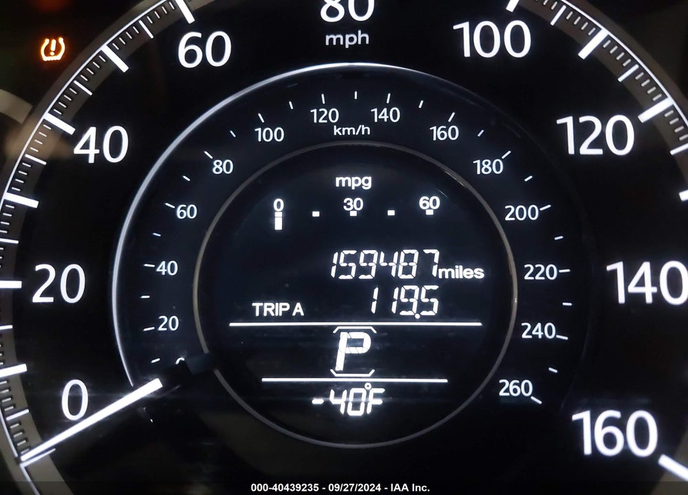 2015 HONDA ACCORD LX VIN: 1HGCR2F38FA238103