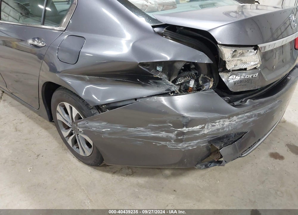 2015 HONDA ACCORD LX VIN: 1HGCR2F38FA238103