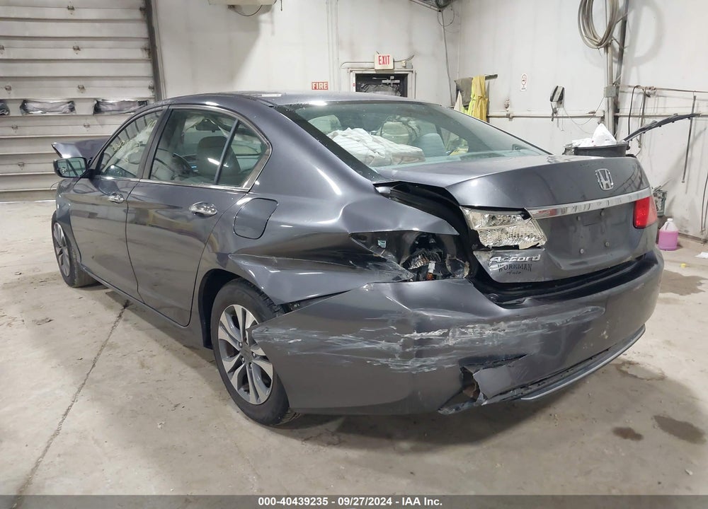 2015 HONDA ACCORD LX VIN: 1HGCR2F38FA238103