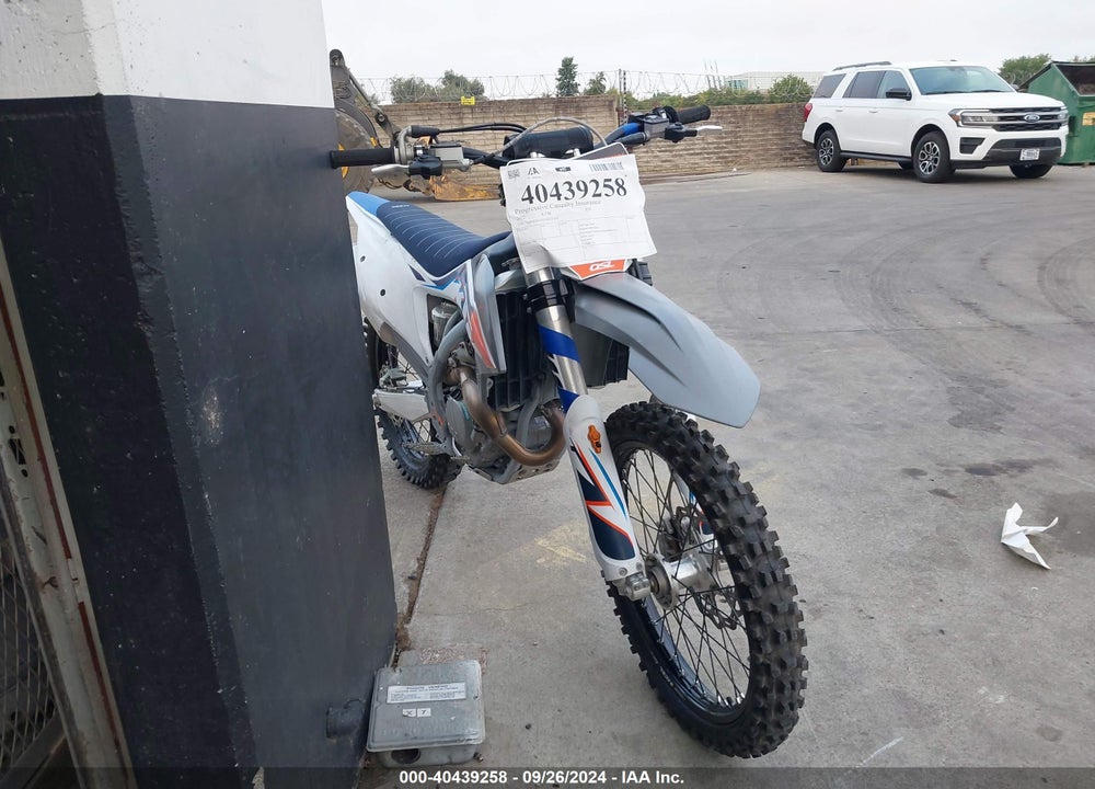 2022 KTM 350 SX-F VIN: VBKSXN432NM230269