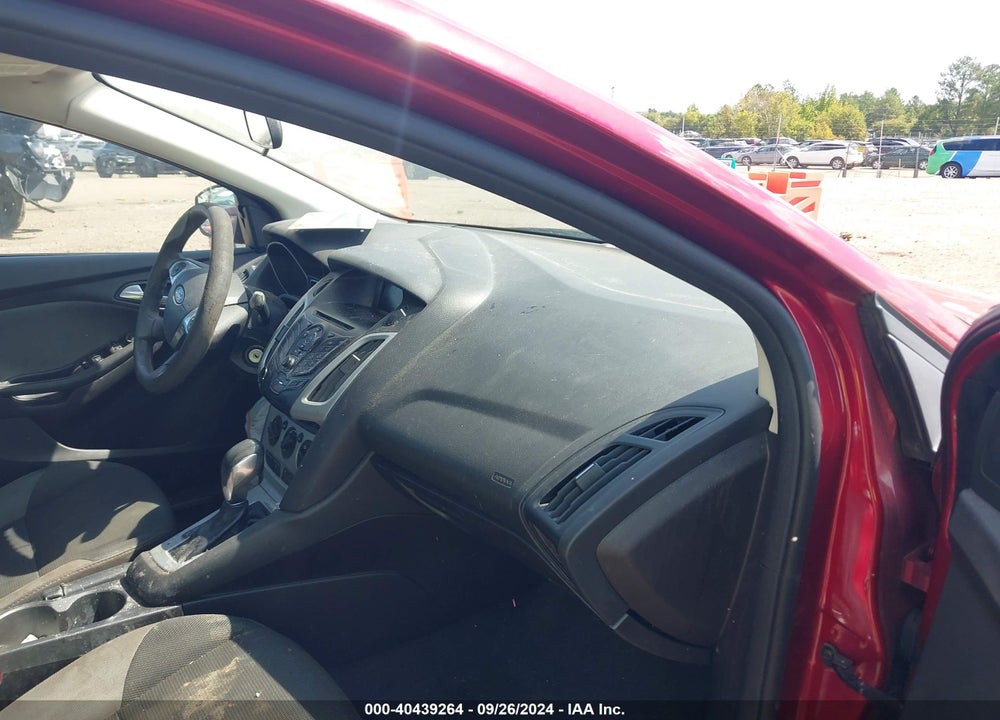 2014 FORD FOCUS SE VIN: 1FADP3F25EL203601