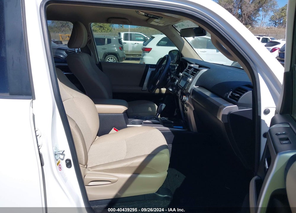 2016 TOYOTA 4RUNNER SR5 VIN: JTEZU5JR8G5123690