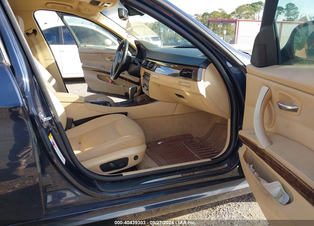 2009 BMW 328I VIN: WBAPH775X9NL84481