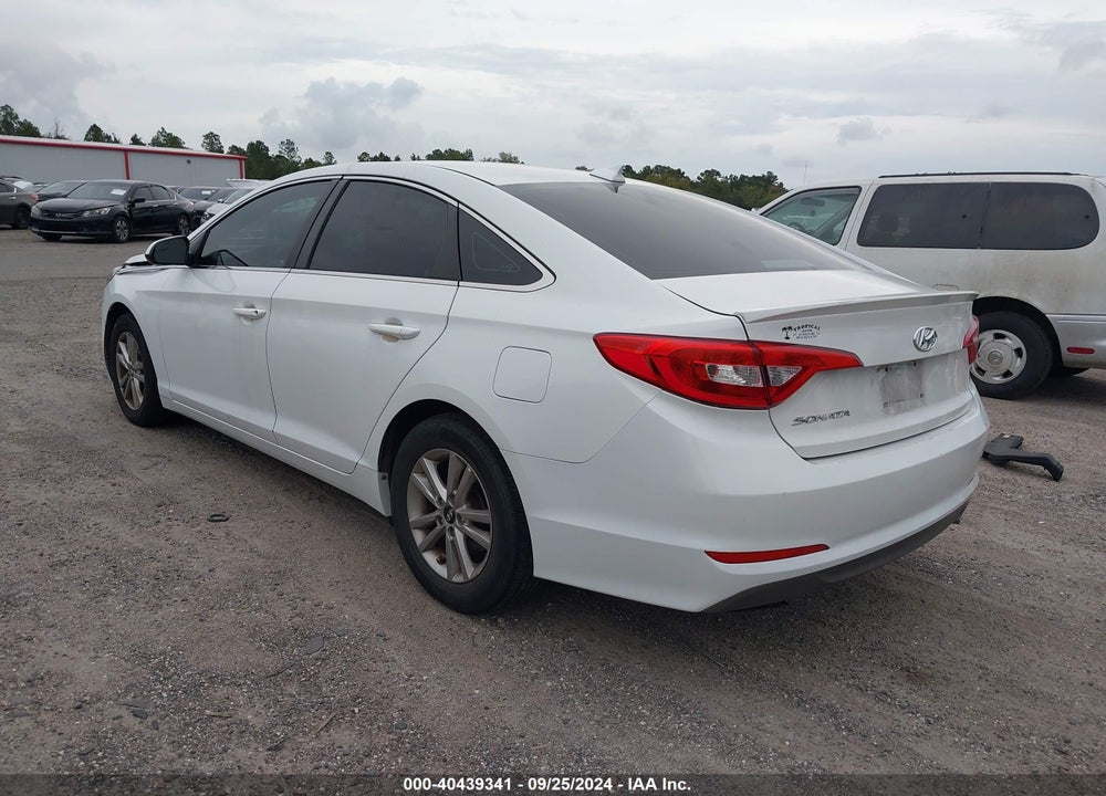 2017 HYUNDAI SONATA VIN: 5NPE24AFXHH492027