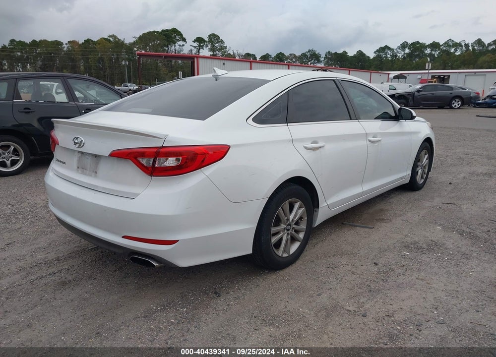 2017 HYUNDAI SONATA VIN: 5NPE24AFXHH492027