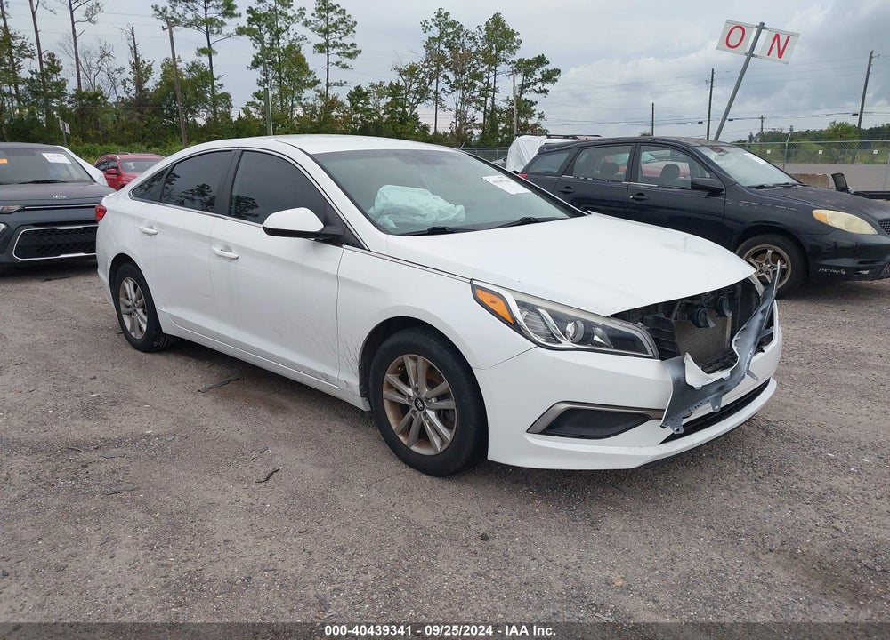 2017 HYUNDAI SONATA VIN: 5NPE24AFXHH492027