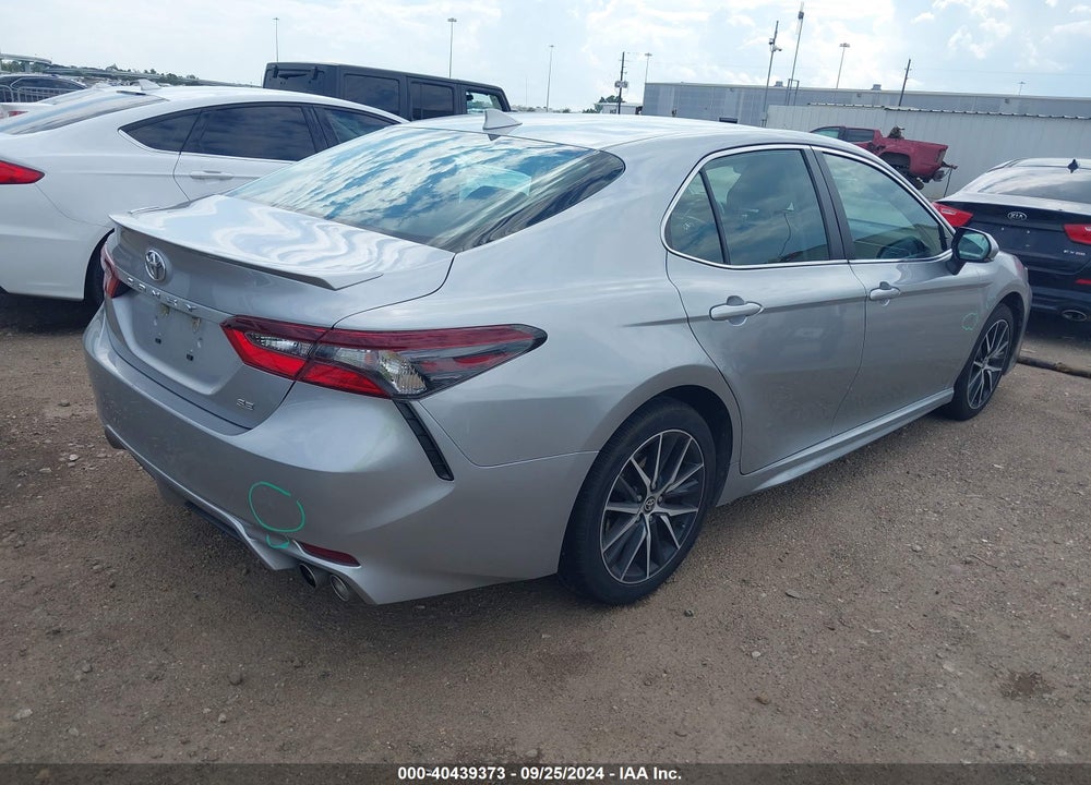 2022 TOYOTA CAMRY SE VIN: 4T1G11AK4NU674472