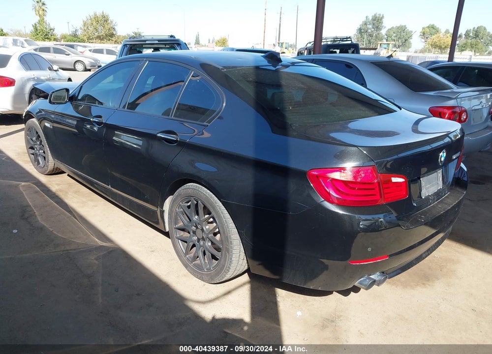 2012 BMW 528I VIN: WBAXG5C55CDW85704