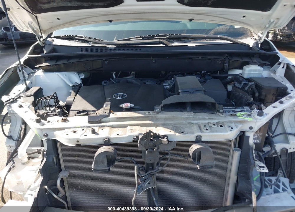 2019 TOYOTA HIGHLANDER LE PLUS VIN: 5TDZZRFH2KS360689