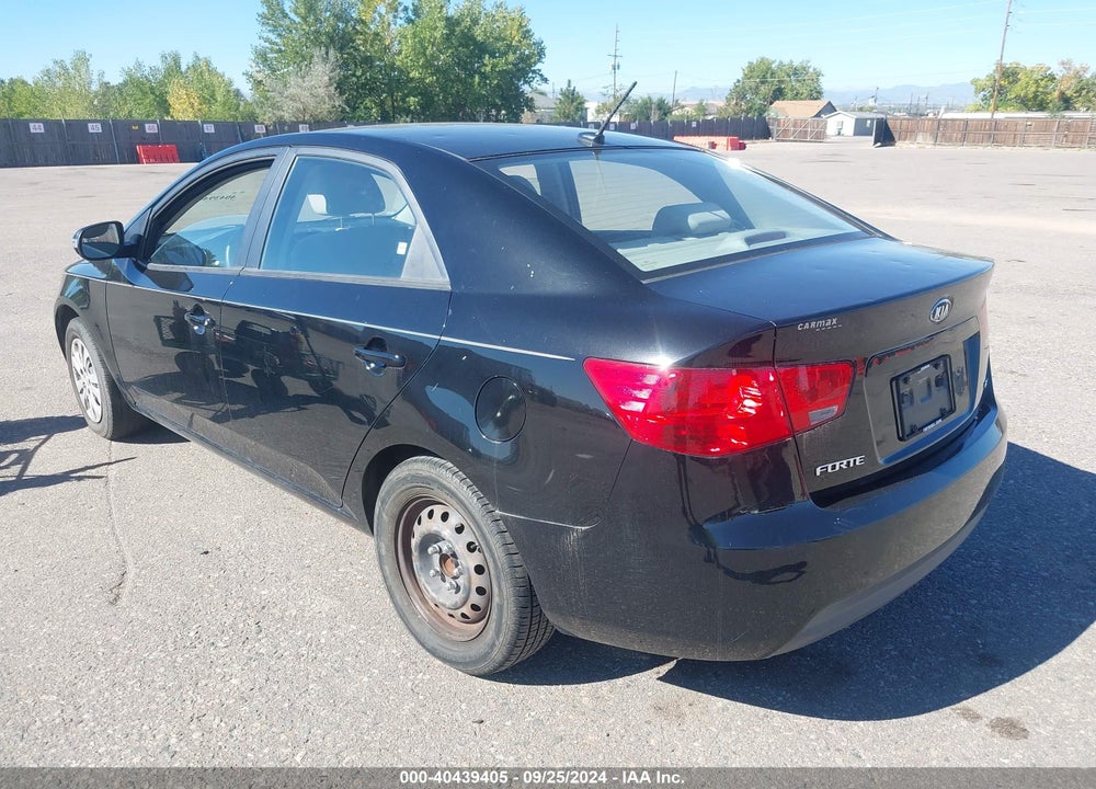 2010 KIA FORTE EX VIN: KNAFU4A27A5807610