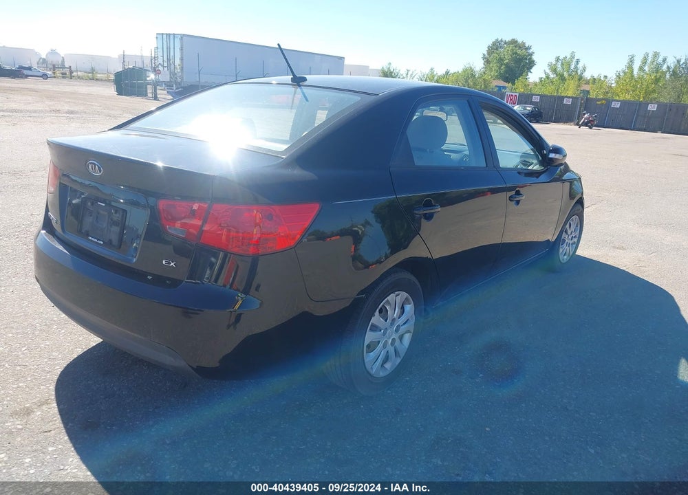 2010 KIA FORTE EX VIN: KNAFU4A27A5807610