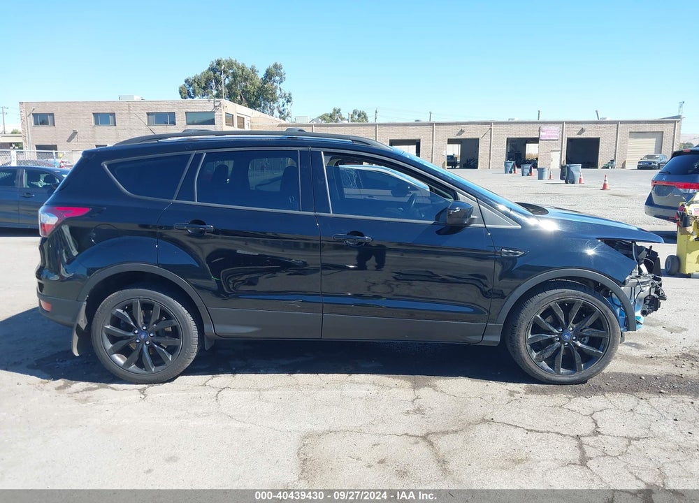 2017 FORD ESCAPE SE VIN: 1FMCU0GD6HUE22123