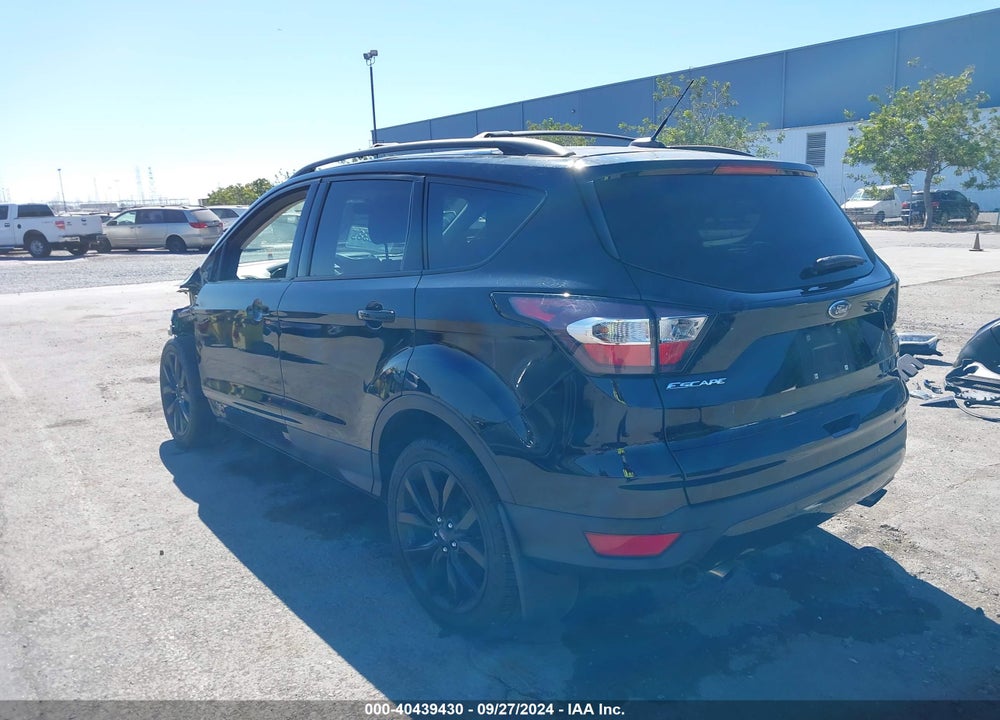 2017 FORD ESCAPE SE VIN: 1FMCU0GD6HUE22123