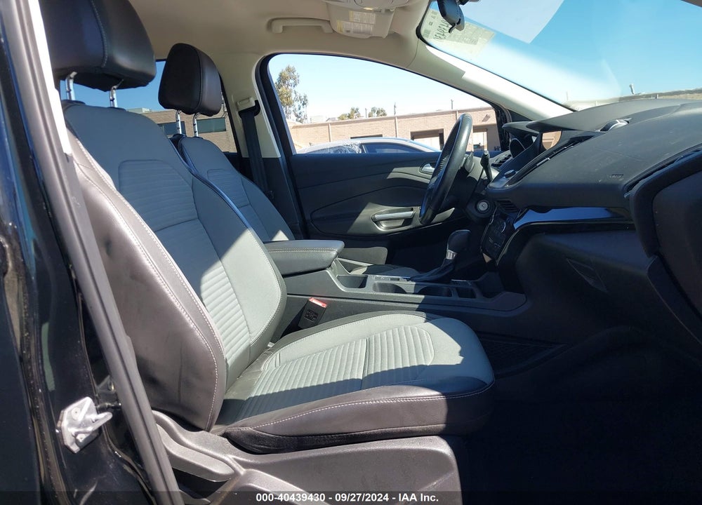 2017 FORD ESCAPE SE VIN: 1FMCU0GD6HUE22123