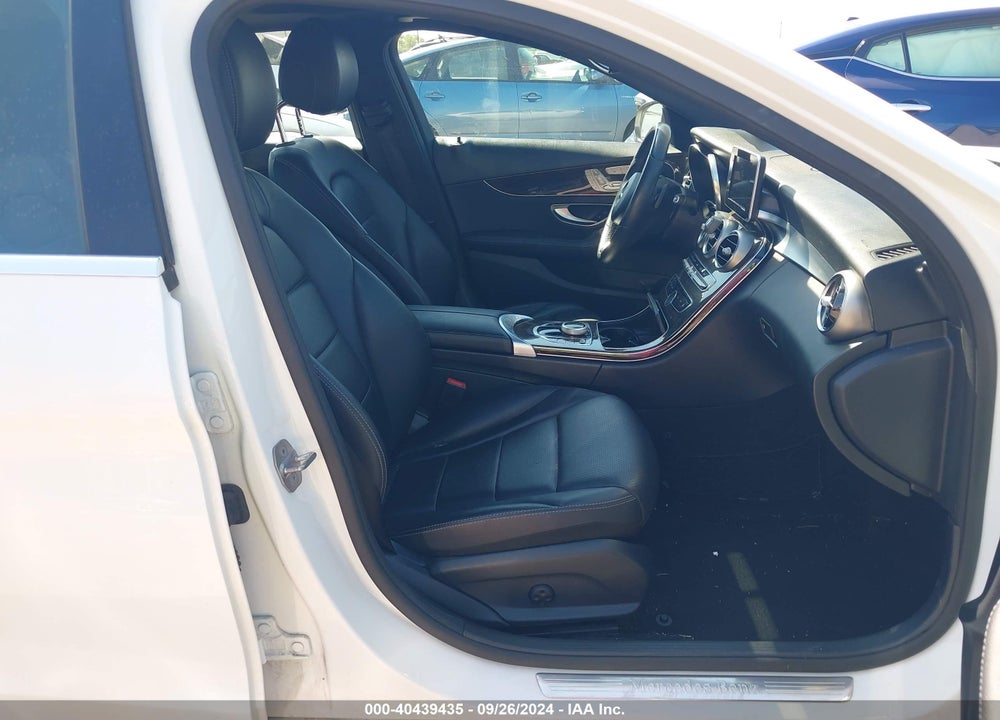 2018 MERCEDES-BENZ C 300 VIN: 55SWF4JB8JU248983
