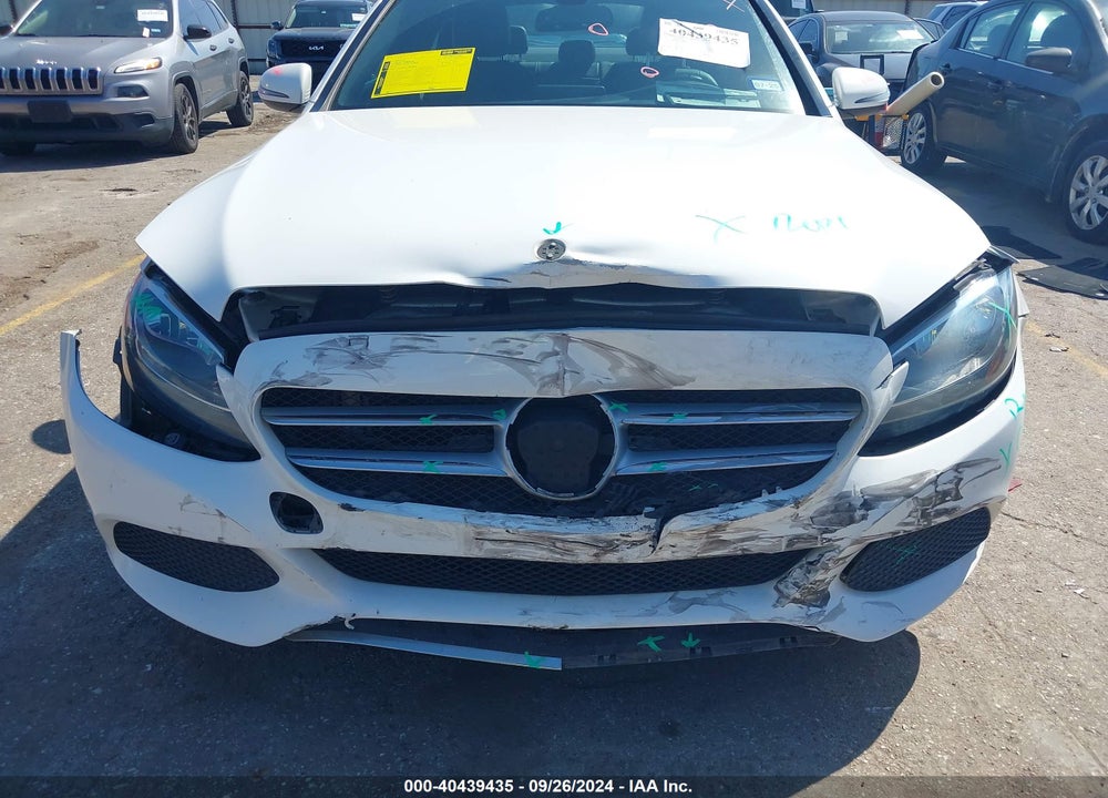 2018 MERCEDES-BENZ C 300 VIN: 55SWF4JB8JU248983