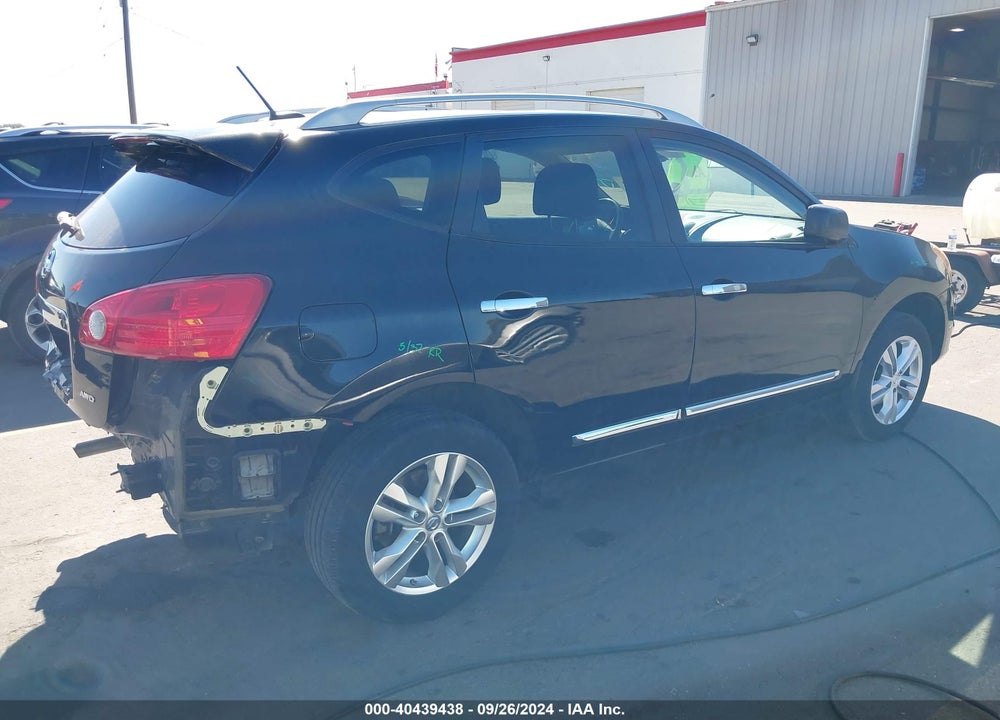 2015 NISSAN ROGUE SELECT S VIN: JN8AS5MV2FW766579